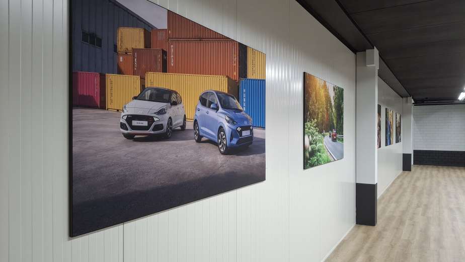 Interieurreclame, indoor branding, indoor reclame, binnenreclame, textielframes, 3d letters, logo