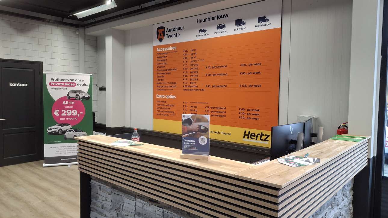 Interieurreclame, indoor branding, indoor reclame, binnenreclame, textielframes, 3d letters, logo