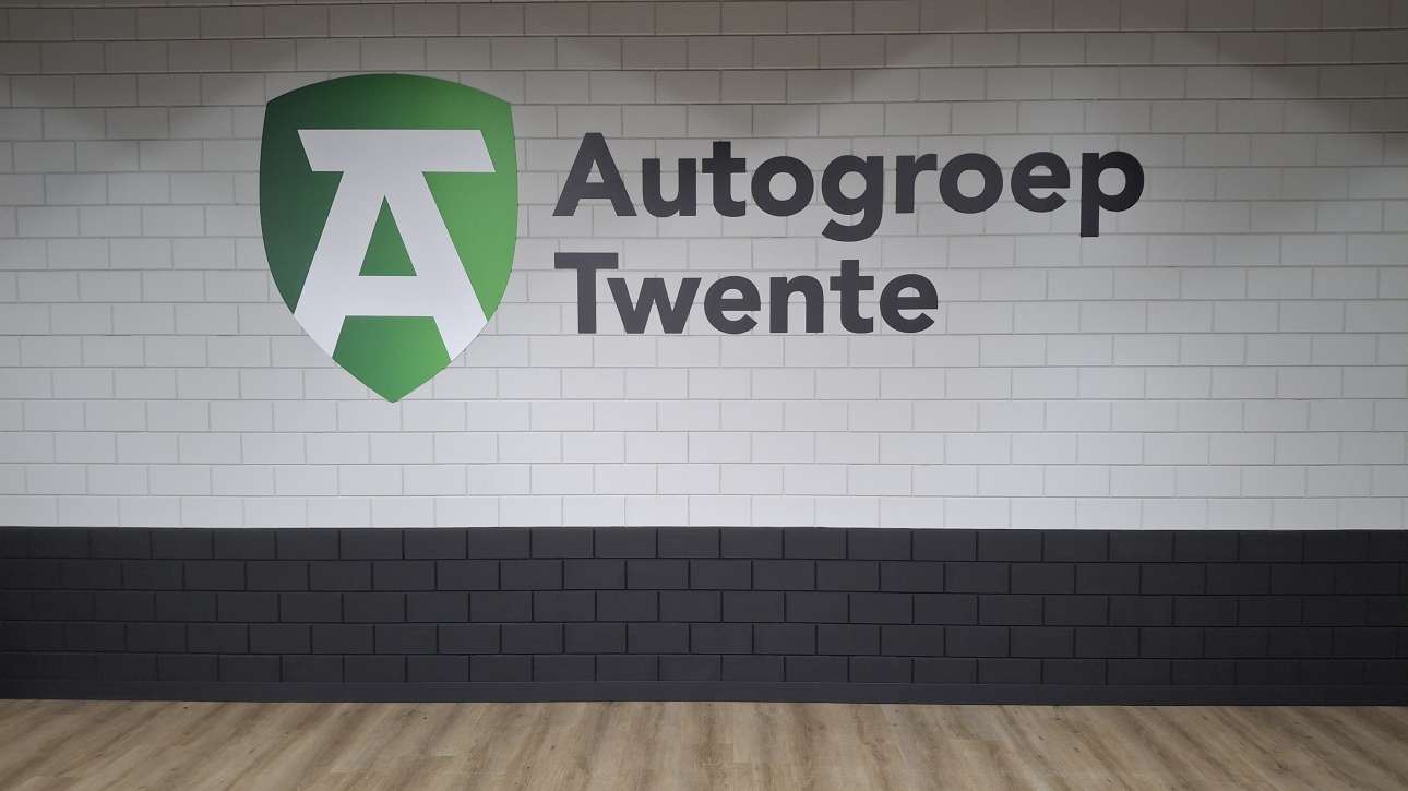 Interieurreclame, indoor branding, indoor reclame, binnenreclame, textielframes, 3d letters, logo