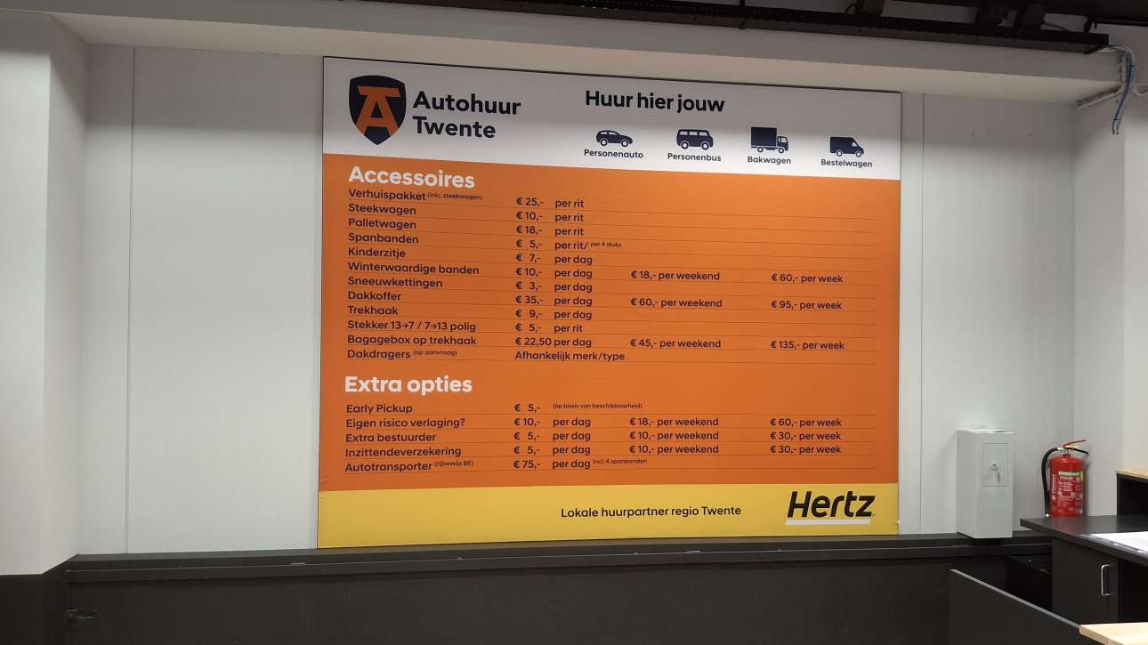 Interieurreclame, indoor branding, indoor reclame, binnenreclame, textielframes, 3d letters, logo