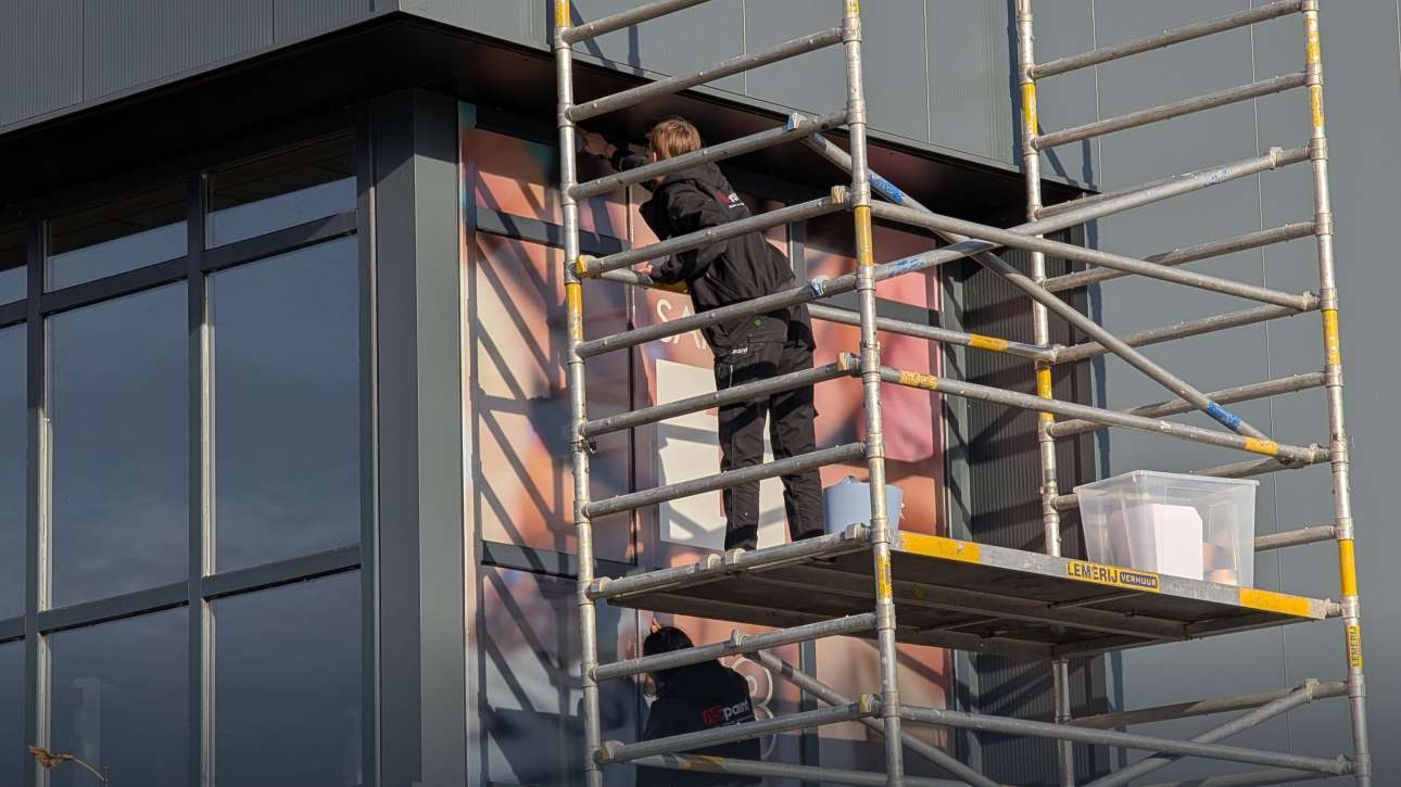 One way vision, raamfolie, raambelettering, gevelreclame, raambestickering, twente