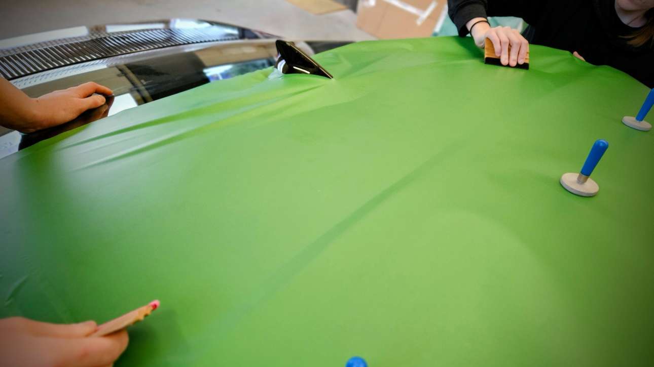 Autogroep, Twente, FC, Enschede, Hengelo, Wierden, Wrappen, Carwrap, Carwrappen, Carwrapping, Voertuigreclame, Voertuigblettering, Reclame, Sign