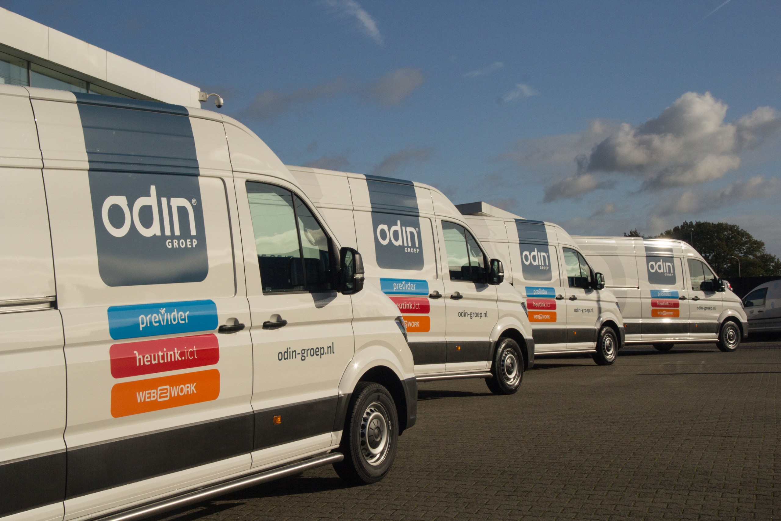 Fleetmarking, Wagenpark, belettering, autroreclame, bestickering, wrappen, carwrap, nederland, overijssel, twente, wierden, almelo, enschede, zwolle