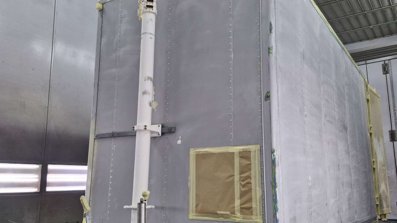 Signdustry, Indusigns, Nijverdal, Hellendoorn, Vriezenveen, Rijssen, Enter, Wierden, Spuiten, Natlakken, Beletteren, Reclame, Sign